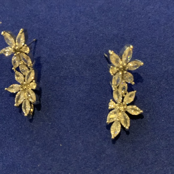 Set of zircon jewelry - Picture 11 of 12